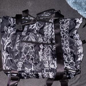 Stylish Black and White Floral Travel Bag